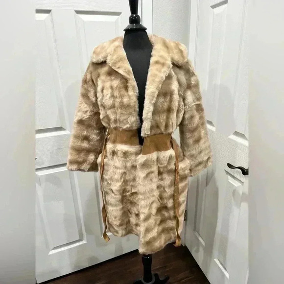 Priscilla Modes 1950’s Lykafur Coat Silk Lined Made in England Mink Simulation - Picture 4 of 14